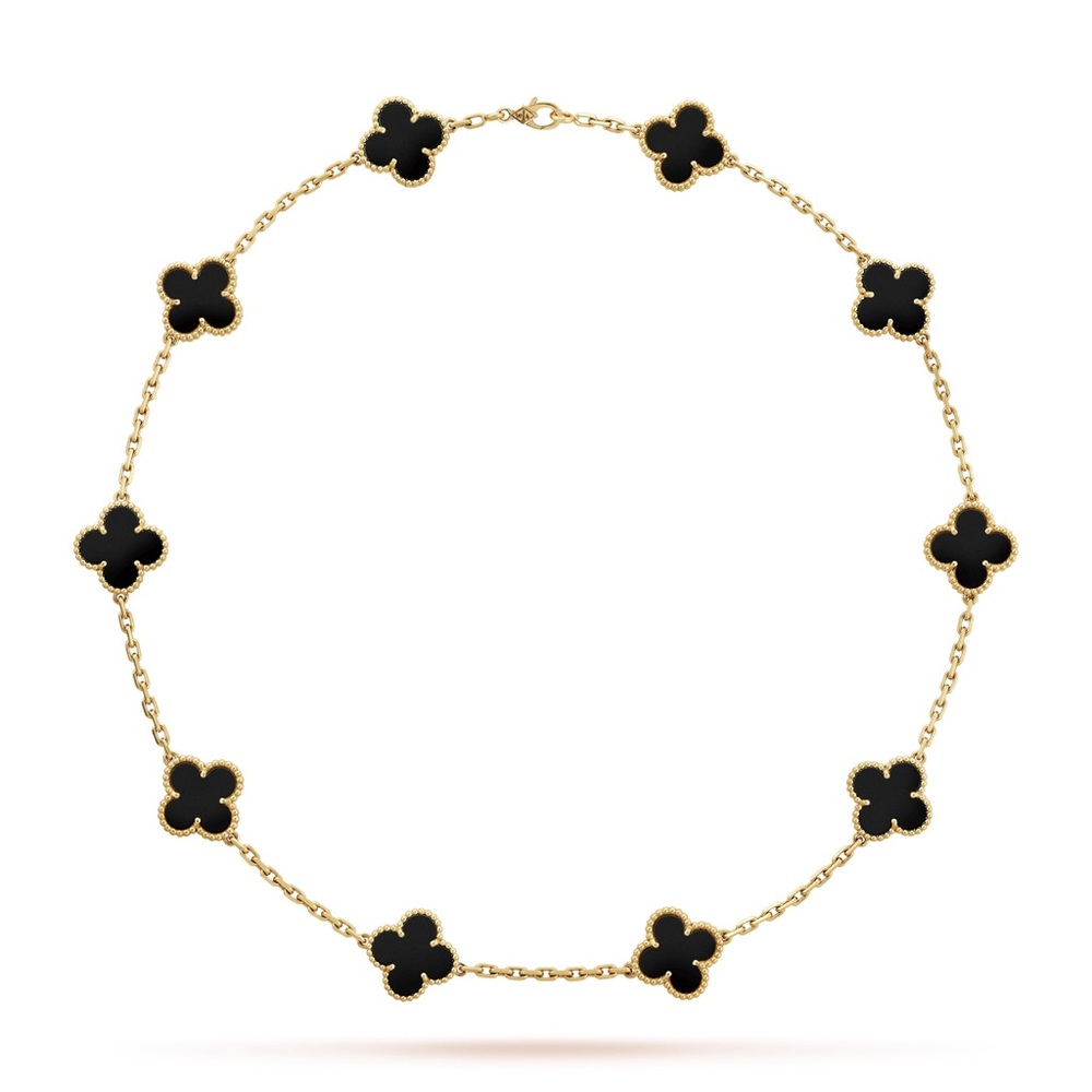 Elegant Black Clover Fashion Necklace